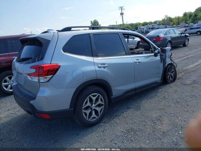 2020 Subaru Forester Premium მანქანა იყიდება აუქციონზე, vin: JF2SKAJC3LH534036, აუქციონის ნომერი: 45907086
