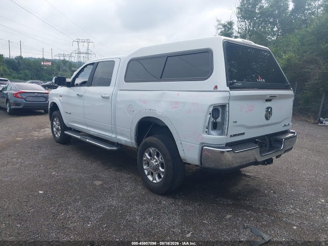 3C6UR5FJ9NG386951 RAM 2500 Laramie 4x4 6&#039;4 Box