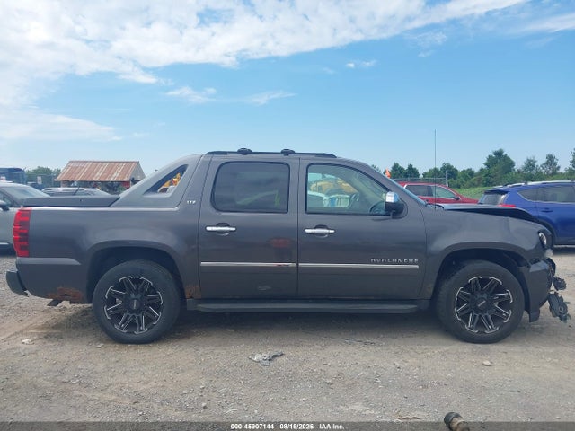 Продажа на аукционе авто 2011 Chevrolet Avalanche 1500 Ltz, vin: 3GNTKGE3XBG116962, номер лота: 45907144