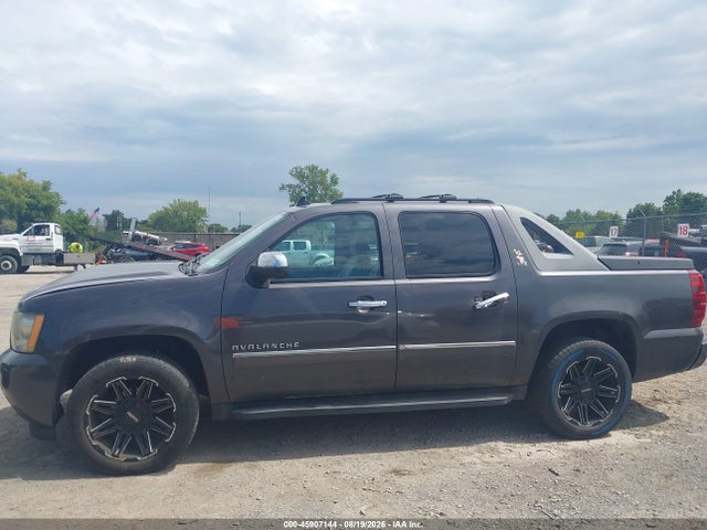 Продажа на аукционе авто 2011 Chevrolet Avalanche 1500 Ltz, vin: 3GNTKGE3XBG116962, номер лота: 45907144
