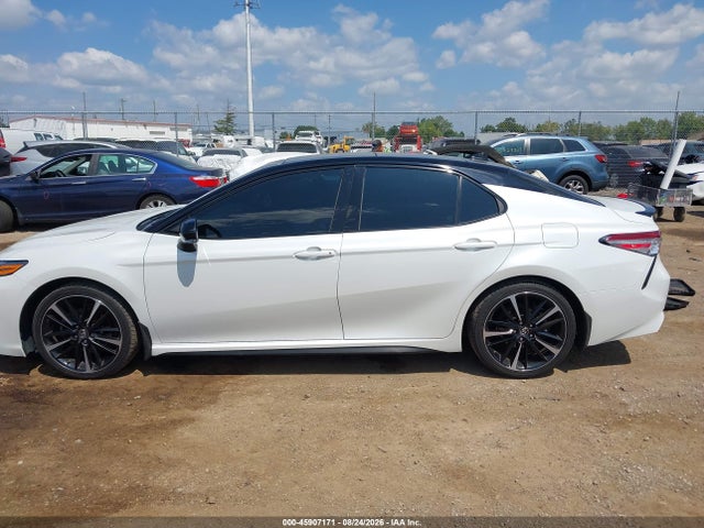 45907171 :رقم المزاد ، 4T1B61HKXKU209207 vin ، 2019 Toyota Camry Xse مزاد بيع