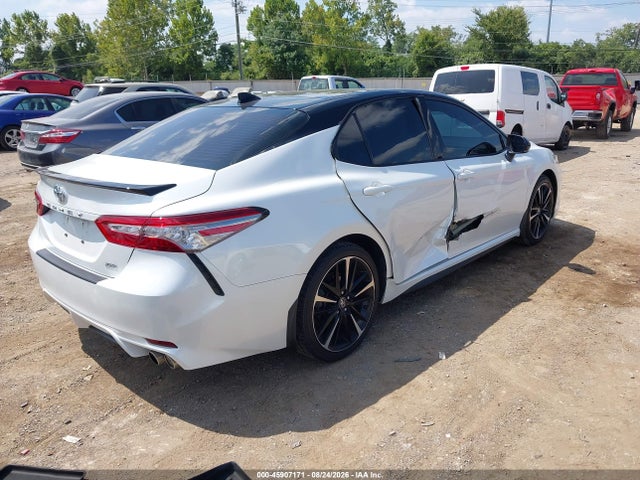 45907171 :رقم المزاد ، 4T1B61HKXKU209207 vin ، 2019 Toyota Camry Xse مزاد بيع