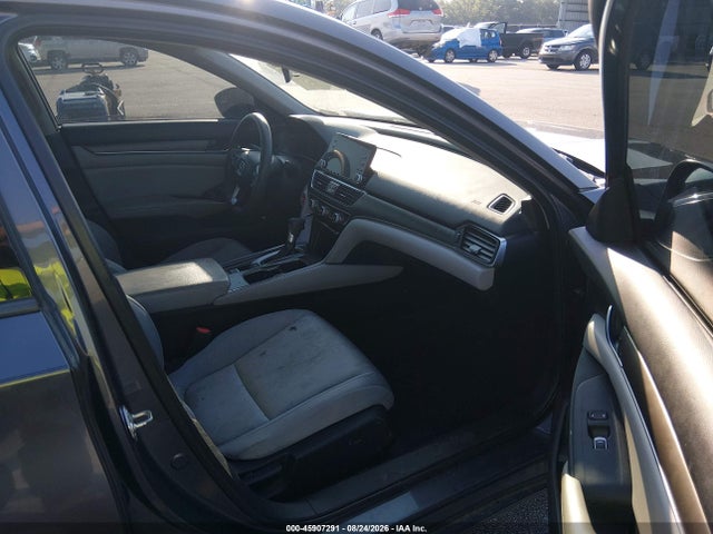 2018 Honda Accord Lx მანქანა იყიდება აუქციონზე, vin: 1HGCV1F11JA072570, აუქციონის ნომერი: 45907291