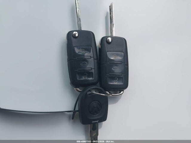 2008 Volkswagen Rabbit S მანქანა იყიდება აუქციონზე, vin: WVWAB71KX8W336285, აუქციონის ნომერი: 45907332