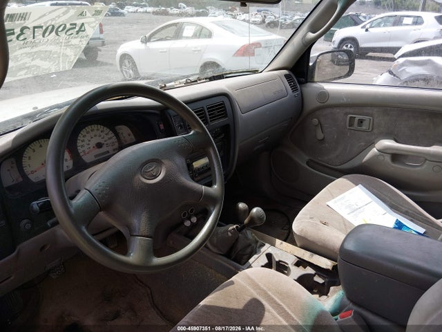 Продажа на аукционе авто 2002 Toyota Tacoma, vin: 5TEPM62N22Z016203, номер лота: 45907351