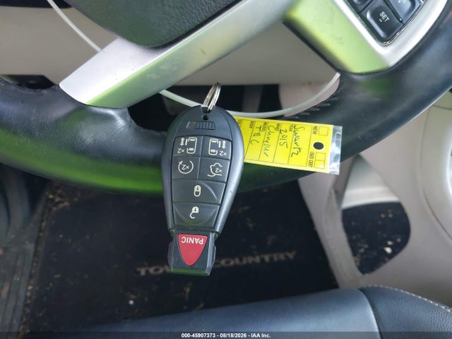 Продаж на аукціоні авто 2015 Chrysler Town & Country Touring-l, vin: 2C4RC1CG9FR676376, номер лоту: 45907373