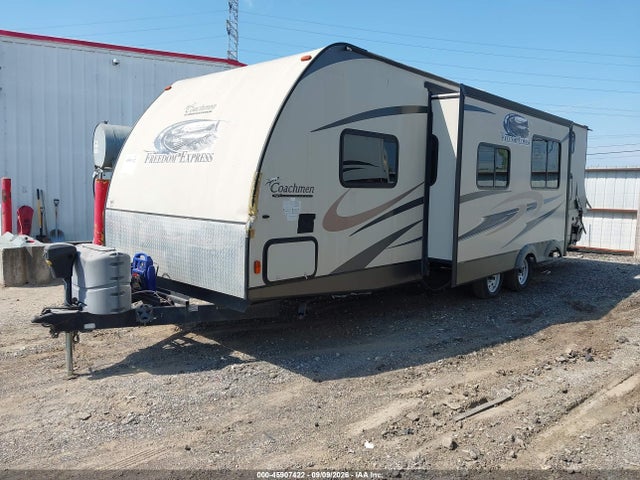2015 Forest River Coachmen Freedom Express 282 Travel Trailer მანქანა იყიდება აუქციონზე, vin: 5ZT2FETB9FA016250, აუქციონის ნომერი: 45907422