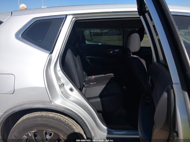 45907423 :رقم المزاد ، KNMAT2MT6JP570640 vin ، 2018 Nissan Rogue S مزاد بيع