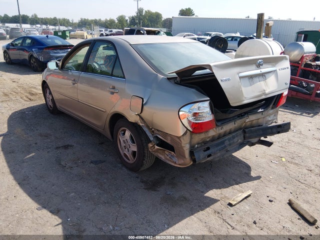 Продажа на аукционе авто 2002 Toyota Camry Le, vin: 4T1BF30K22U536854, номер лота: 45907452
