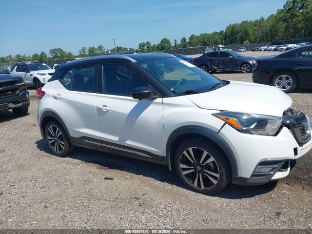 45907453 :رقم المزاد ، 3N1CP5CU6KL479425 vin ، 2019 Nissan Kicks Sr مزاد بيع