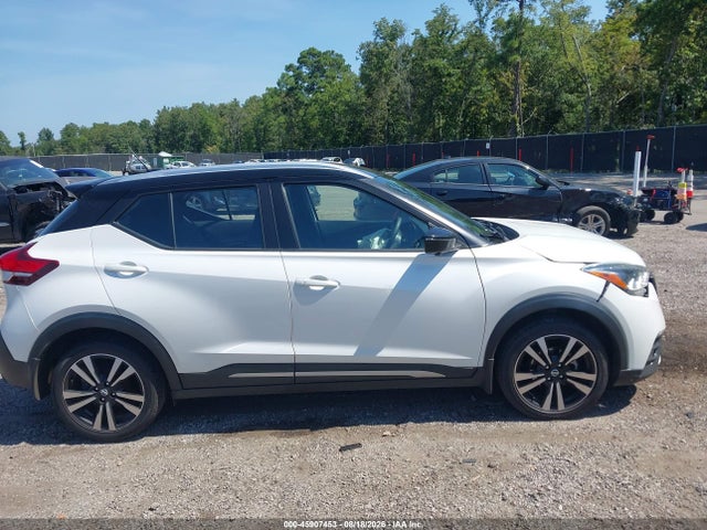 45907453 :رقم المزاد ، 3N1CP5CU6KL479425 vin ، 2019 Nissan Kicks Sr مزاد بيع