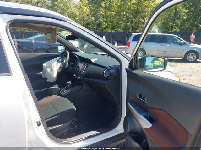 45907453 :رقم المزاد ، 3N1CP5CU6KL479425 vin ، 2019 Nissan Kicks Sr مزاد بيع
