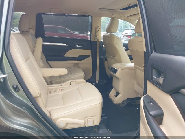 Продаж на аукціоні авто 2015 Toyota Highlander Xle V6, vin: 5TDJKRFH9FS112317, номер лоту: 45907454