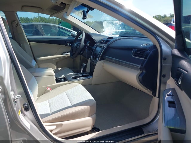 45907575 :رقم المزاد ، 4T1BD1FK1EU118890 vin ، 2014 Toyota Camry Hybrid Xle مزاد بيع