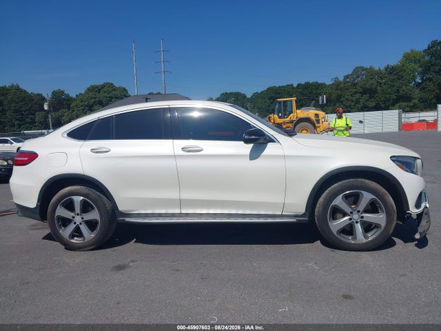 2017 Mercedes-benz Glc 300 Coupe 4matic მანქანა იყიდება აუქციონზე, vin: WDC0J4KB5HF187791, აუქციონის ნომერი: 45907603