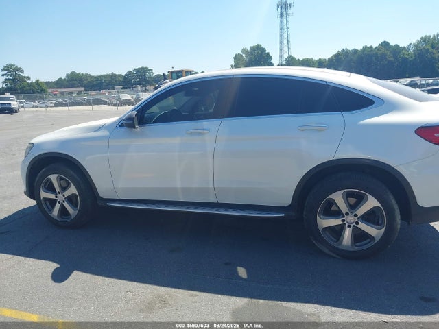 2017 Mercedes-benz Glc 300 Coupe 4matic მანქანა იყიდება აუქციონზე, vin: WDC0J4KB5HF187791, აუქციონის ნომერი: 45907603