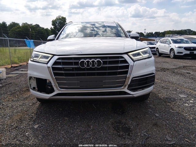 2018 Audi Q5 2.0t Premium/2.0t Tech Premium მანქანა იყიდება აუქციონზე, vin: WA1BNAFY0J2013943, აუქციონის ნომერი: 45907630