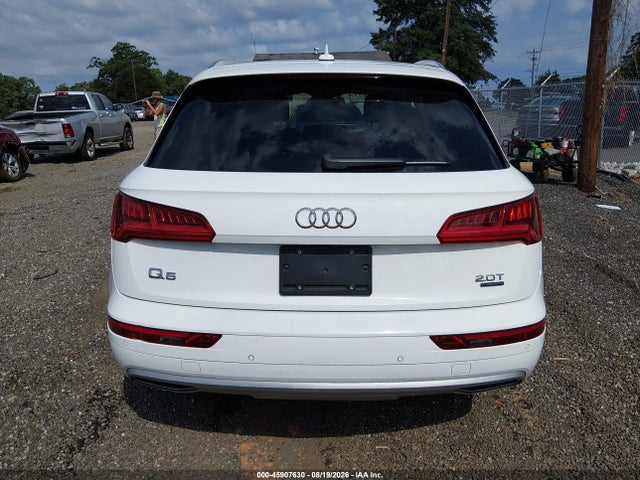 2018 Audi Q5 2.0t Premium/2.0t Tech Premium მანქანა იყიდება აუქციონზე, vin: WA1BNAFY0J2013943, აუქციონის ნომერი: 45907630