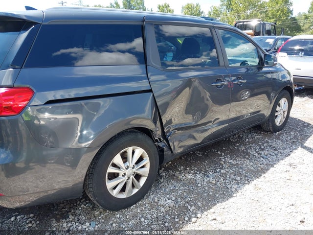 Продажа на аукционе авто 2017 Kia Sedona Lx, vin: KNDMB5C17H6329879, номер лота: 45907664