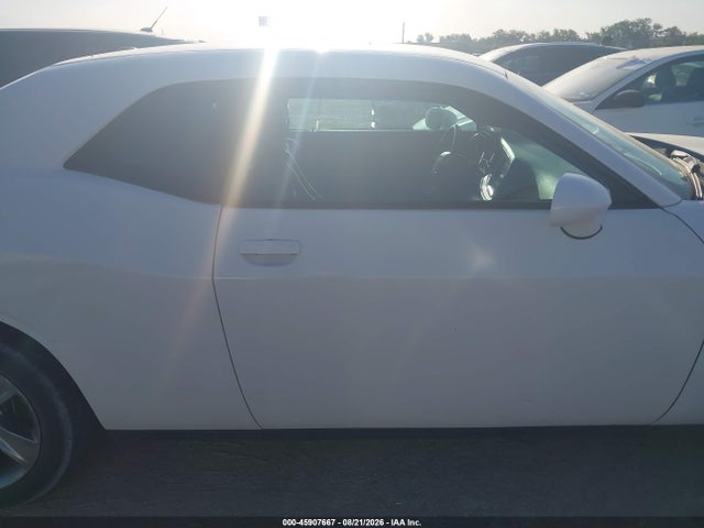 2017 Dodge Challenger Sxt მანქანა იყიდება აუქციონზე, vin: 2C3CDZAG5HH594145, აუქციონის ნომერი: 45907667
