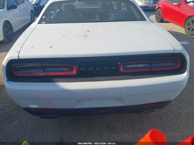 2017 Dodge Challenger Sxt მანქანა იყიდება აუქციონზე, vin: 2C3CDZAG5HH594145, აუქციონის ნომერი: 45907667