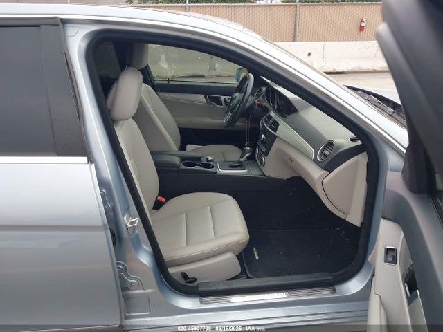 Aukcja sprzedaży 2013 Mercedes-benz C 250 Sport, vin: WDDGF4HB5DR294237, numer aukcji: 45907708