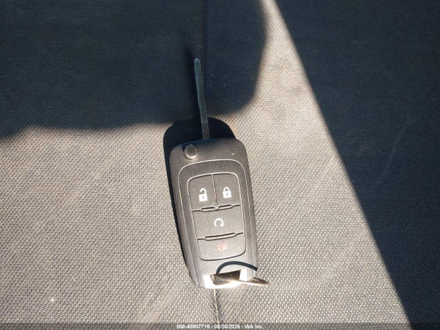 3GNCJPSB5HL272860 Chevrolet Trax Lt