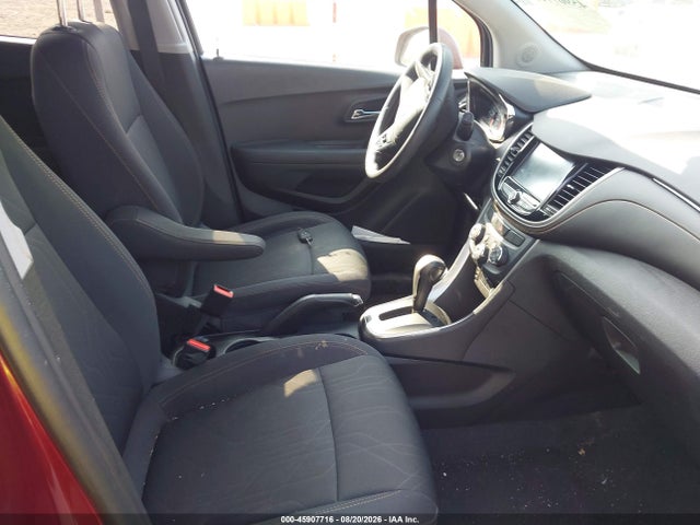 3GNCJPSB5HL272860 Chevrolet Trax Lt