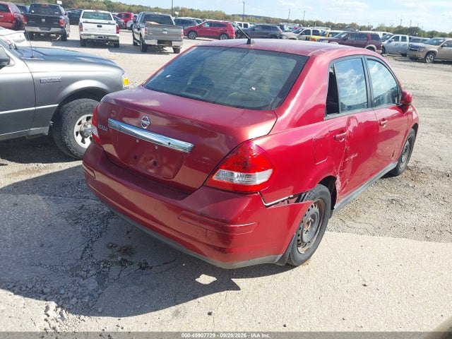 2010 Nissan Versa 1.8s მანქანა იყიდება აუქციონზე, vin: 3N1BC1AP3AL428928, აუქციონის ნომერი: 45907729