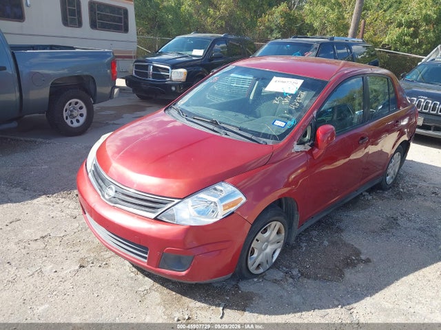 2010 Nissan Versa 1.8s მანქანა იყიდება აუქციონზე, vin: 3N1BC1AP3AL428928, აუქციონის ნომერი: 45907729