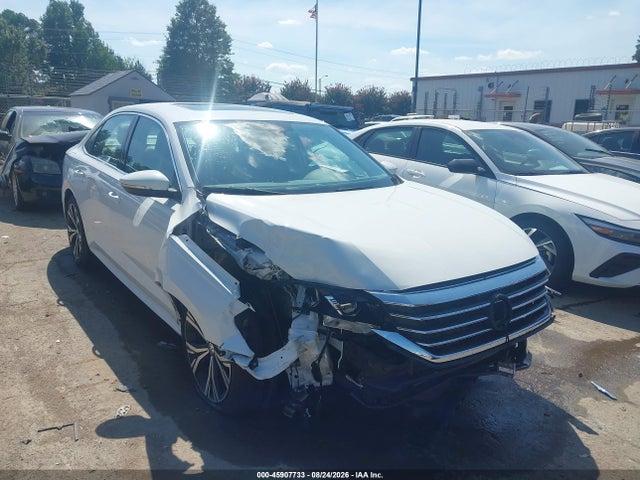Продажа на аукционе авто 2022 Volkswagen Passat 2.0t Se, vin: 1VWSA7A39NC004932, номер лота: 45907733