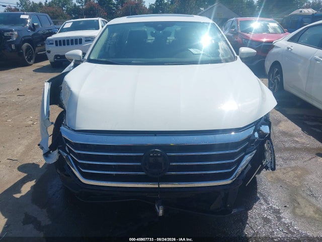 Продажа на аукционе авто 2022 Volkswagen Passat 2.0t Se, vin: 1VWSA7A39NC004932, номер лота: 45907733