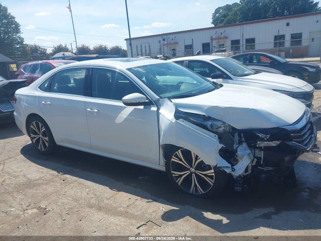 Продажа на аукционе авто 2022 Volkswagen Passat 2.0t Se, vin: 1VWSA7A39NC004932, номер лота: 45907733