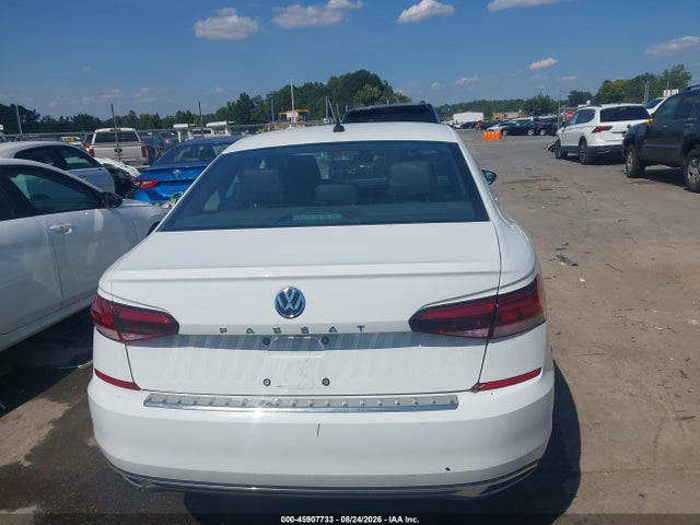 Продажа на аукционе авто 2022 Volkswagen Passat 2.0t Se, vin: 1VWSA7A39NC004932, номер лота: 45907733