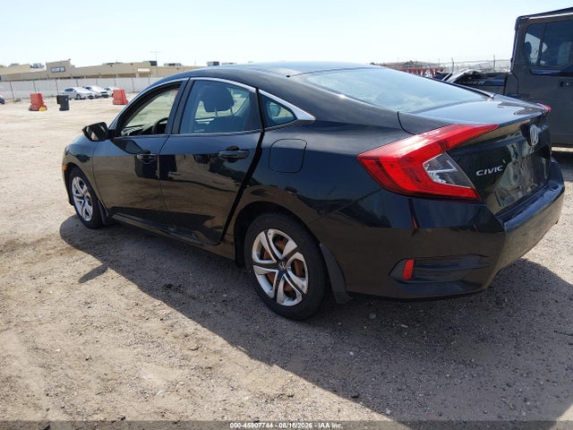 Продажа на аукционе авто 2018 Honda Civic Lx, vin: 19XFC2F63JE033043, номер лота: 45907744