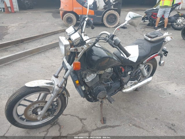 45907774 :رقم المزاد ، JH2PC0808DM002319 vin ، 1983 Honda Vt500 C مزاد بيع
