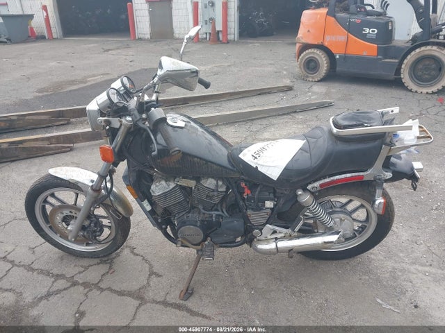 45907774 :رقم المزاد ، JH2PC0808DM002319 vin ، 1983 Honda Vt500 C مزاد بيع