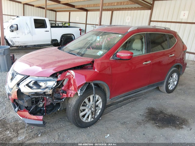Nissan ROGUE SV 2017 JN8AT2MT2HW136705 Image 2