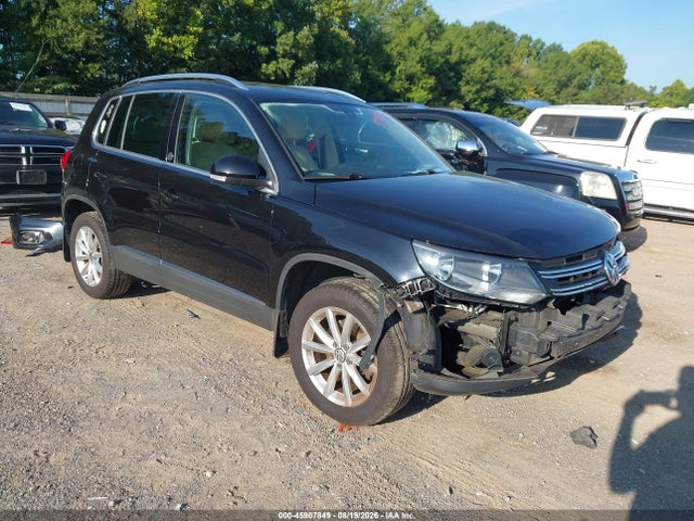 45907849 :رقم المزاد ، WVGSV7AX1HW513485 vin ، 2017 Volkswagen Tiguan 2.0t Wolfsburg Edition مزاد بيع