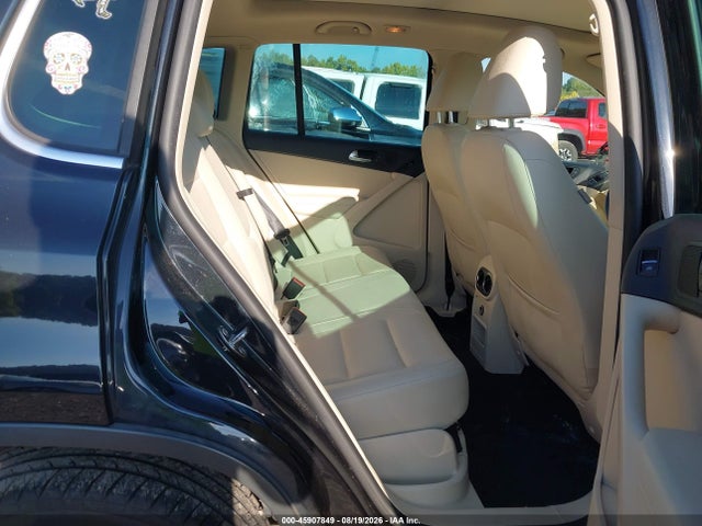 45907849 :رقم المزاد ، WVGSV7AX1HW513485 vin ، 2017 Volkswagen Tiguan 2.0t Wolfsburg Edition مزاد بيع