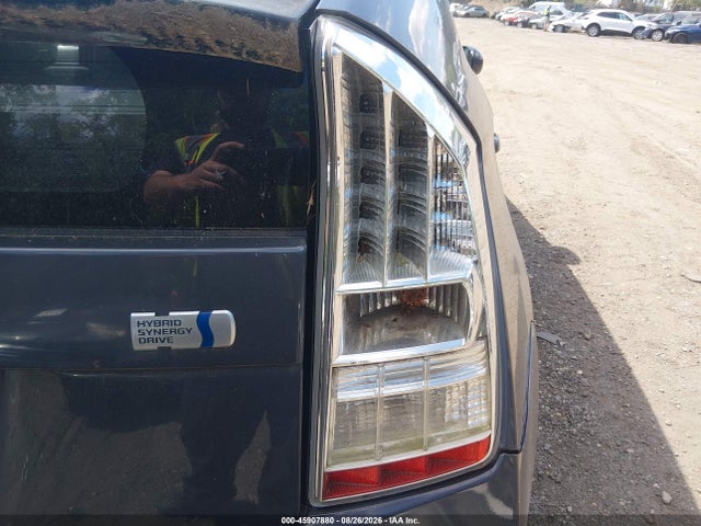 Auction sale of the 2011 Toyota Prius Three, vin: JTDKN3DU2B0299860, lot number: 45907880