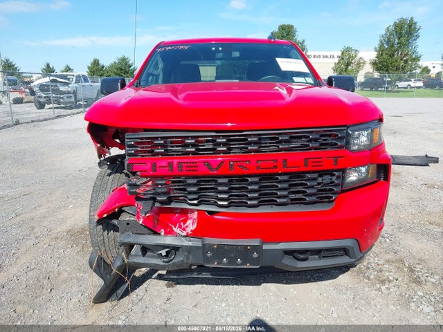 Продажа на аукционе авто 2020 Chevrolet Silverado 1500 4wd  Short Bed Custom, vin: 3GCPYBEK9LG250527, номер лота: 45907921