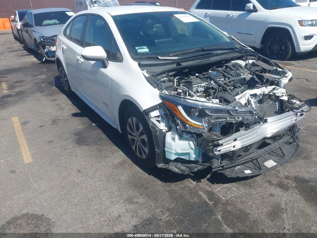Toyota Corolla Hybrid Le 2022 JTDEAMDE2N3000507 головне зображення