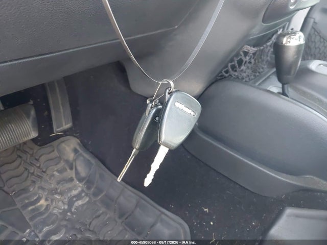 2015 Jeep Wrangler Unlimited Sahara მანქანა იყიდება აუქციონზე, vin: 1C4BJWEG7FL700409, აუქციონის ნომერი: 45908068