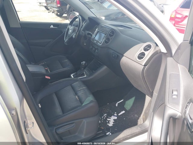 2012 Volkswagen Tiguan Se მანქანა იყიდება აუქციონზე, vin: WVGAV7AX3CW520376, აუქციონის ნომერი: 45908073