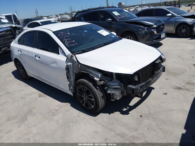 2024 Kia Forte Lxs მანქანა იყიდება აუქციონზე, vin: 3KPF24AD1RE772783, აუქციონის ნომერი: 45908099