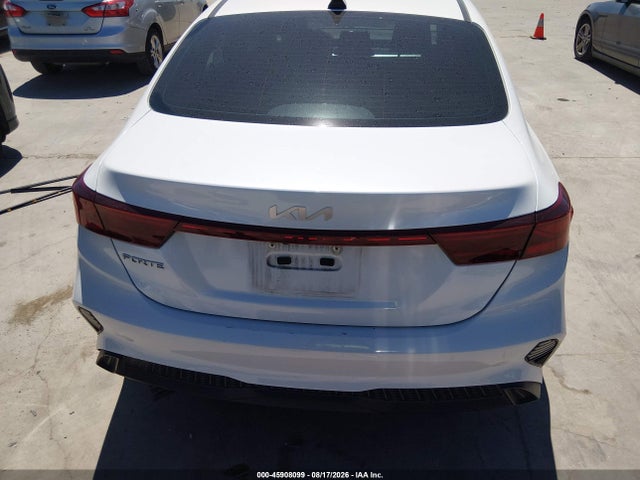 2024 Kia Forte Lxs მანქანა იყიდება აუქციონზე, vin: 3KPF24AD1RE772783, აუქციონის ნომერი: 45908099