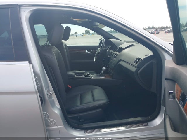 45908107 :رقم المزاد ، WDDGF5EB1AF427583 vin ، 2010 Mercedes-benz C 300 Sport مزاد بيع