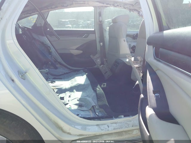 45908122 :رقم المزاد ، 1HGCV1F58JA217185 vin ، 2018 Honda Accord Ex-l مزاد بيع