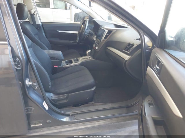 2011 Subaru Legacy 2.5i Premium მანქანა იყიდება აუქციონზე, vin: 4S3BMBC63B3255185, აუქციონის ნომერი: 45908161
